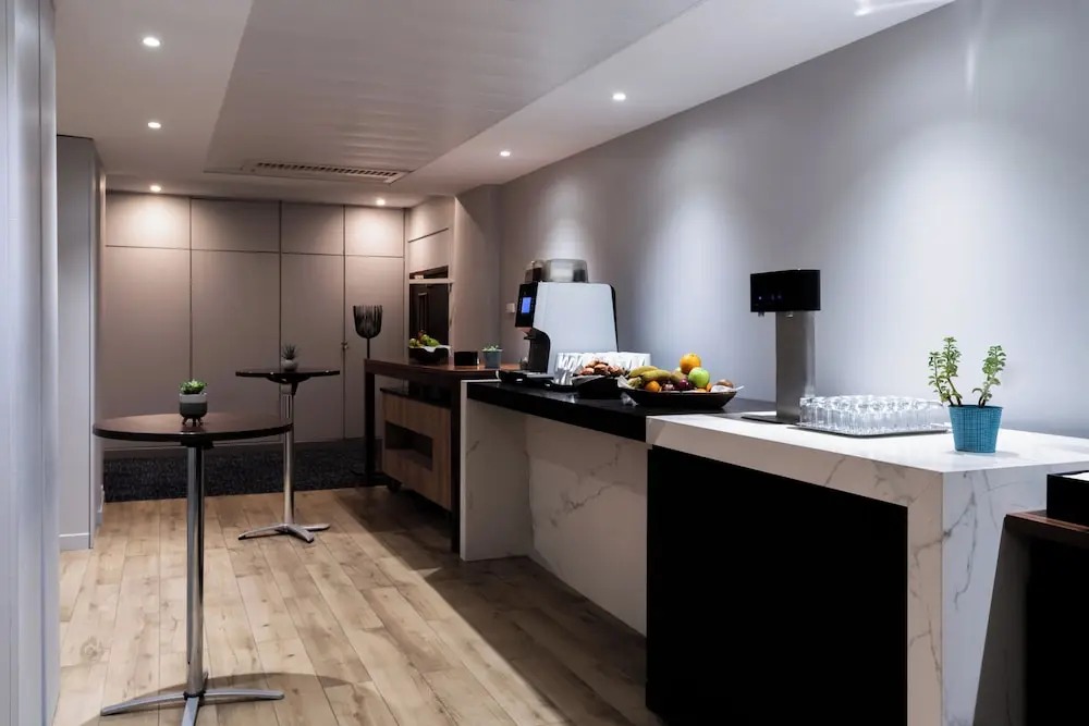 هتل کرون پلازا پاریس